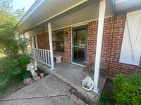 Building Photo - 339 S Pleasant Hill Rd