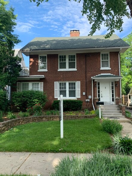 Building Photo - 430 Grand Ave