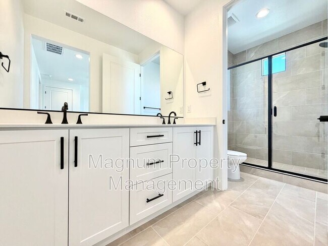 Building Photo - 29561 Monarch Rd