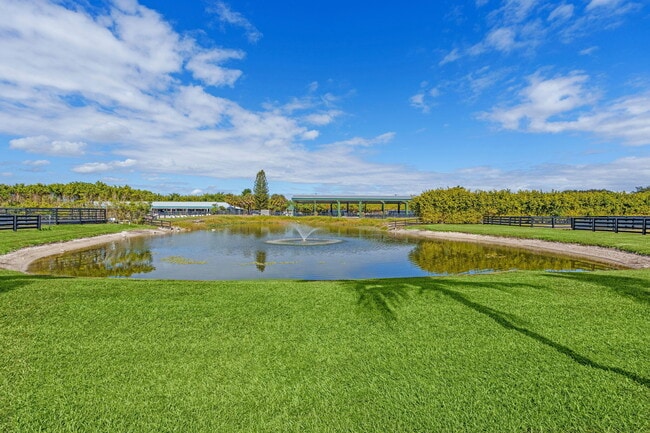 Building Photo - 13155 Southfields Rd