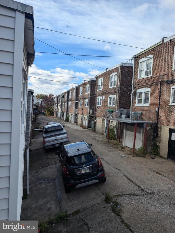 Building Photo - 7335 Garman St