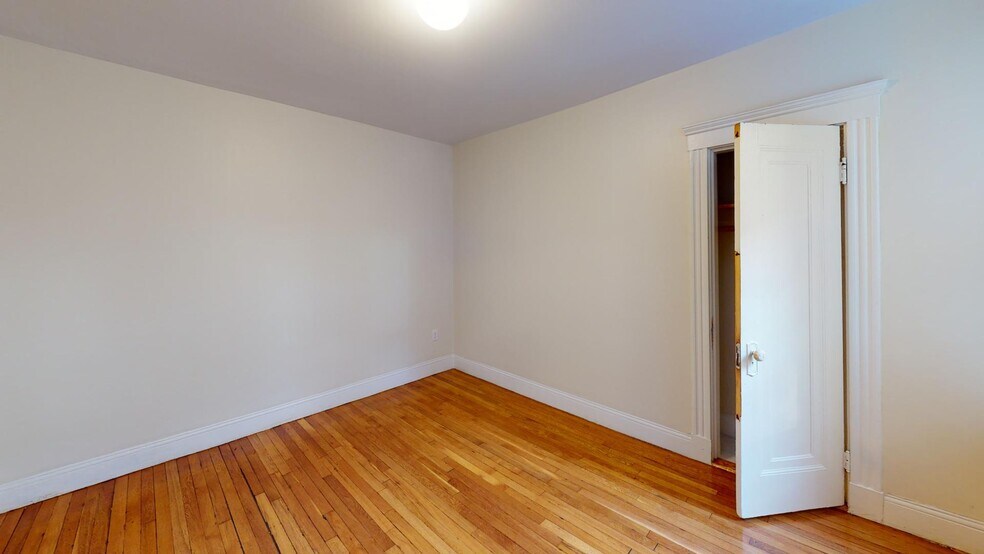 Building Photo - 1191 Boylston St