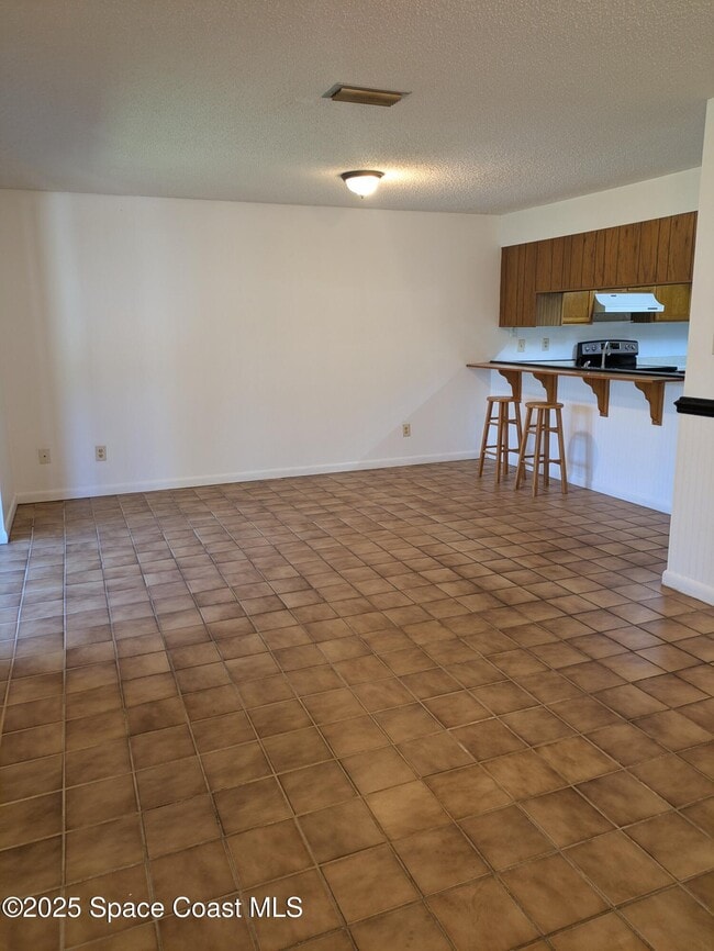Building Photo - 120 Harmony Pl