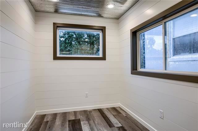 Building Photo - 3 br, 2 bath House - 7607 Jefferson Street