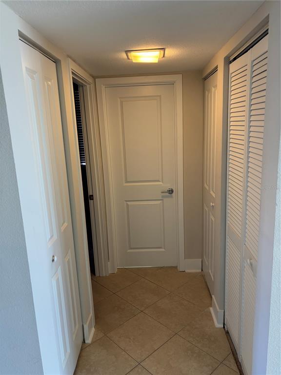 Building Photo - 7405 Bay Island Dr S