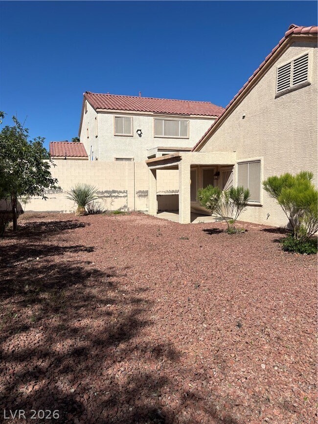 Building Photo - 1601 Tranquil Meadows Ln