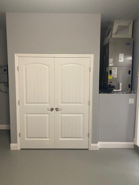 Building Photo - 8 Llosee Ct