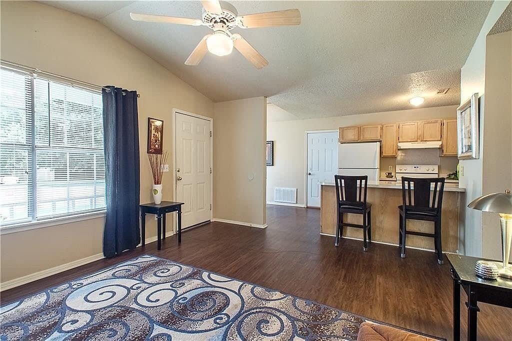 Building Photo - 3166 W Anne St