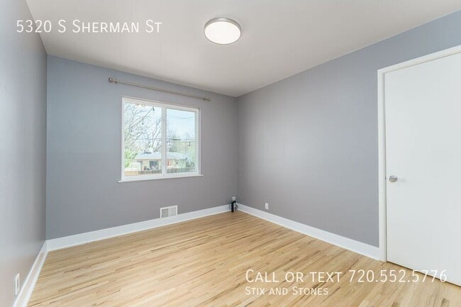 Building Photo - 5320 S Sherman St