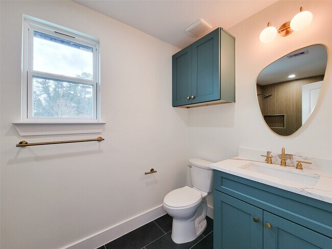 Building Photo - 20223 Laurel Lock Dr