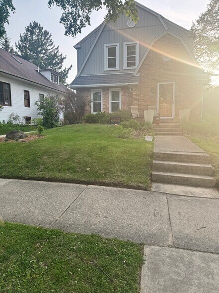Building Photo - 963 N 70th St