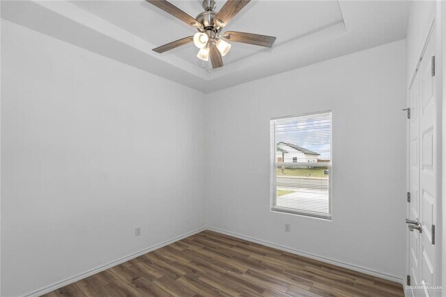 Building Photo - 15 Unity Dr