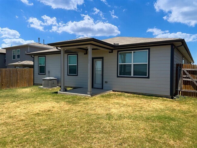 Building Photo - 4609 Tully Dr