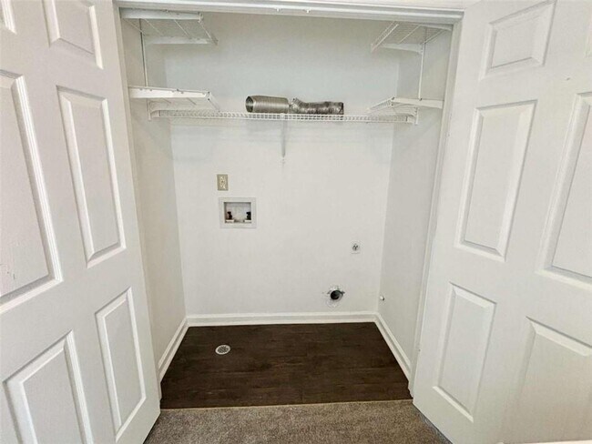 Building Photo - 3774 Meadow Creek Dr