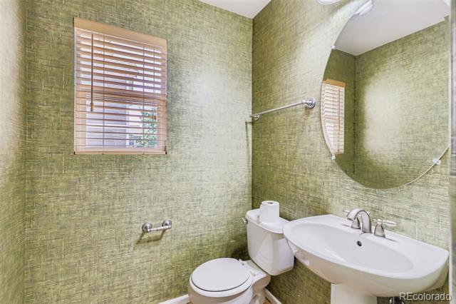 Building Photo - 16053 E 105th Ct