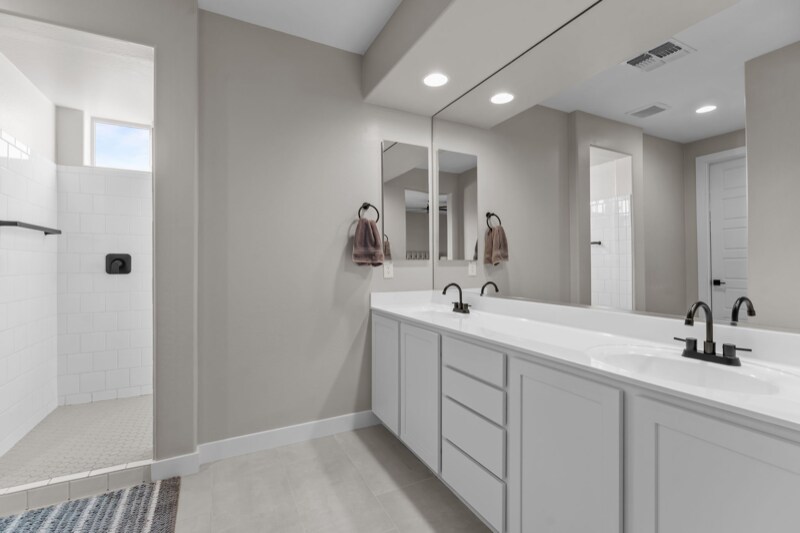 Building Photo - 19532 W Marshall Ave