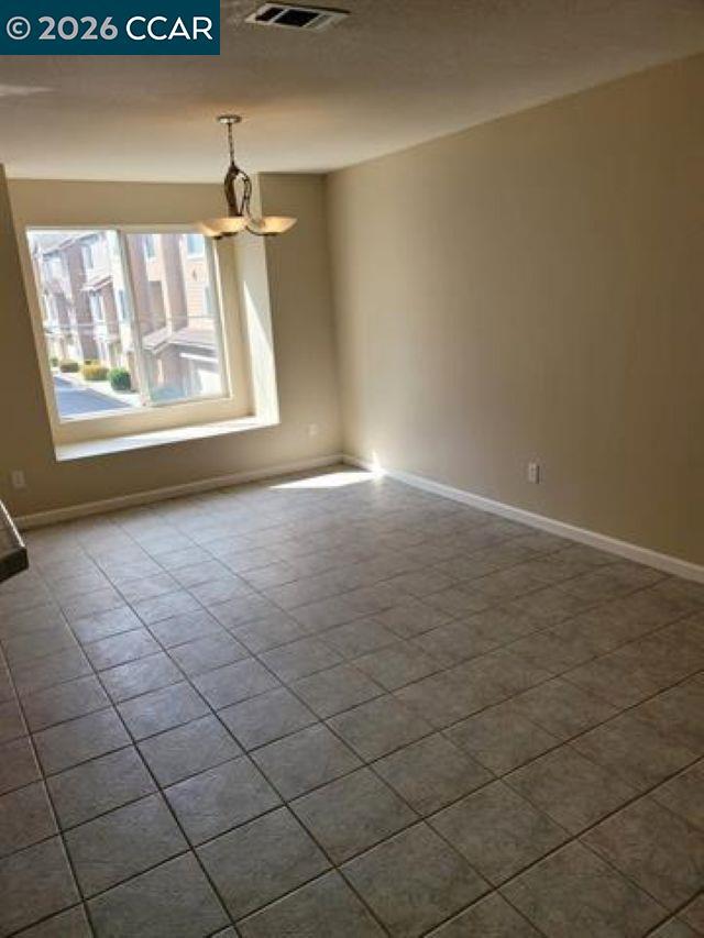 Building Photo - 4764 Central Pky