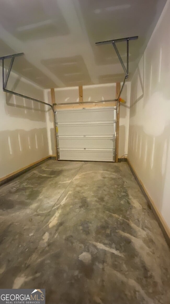 Building Photo - 173 Swindon Dr