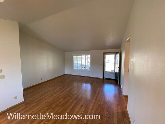Building Photo - Beautiful 3 Bedrooms, 2 Bathrooms, In Aumsville