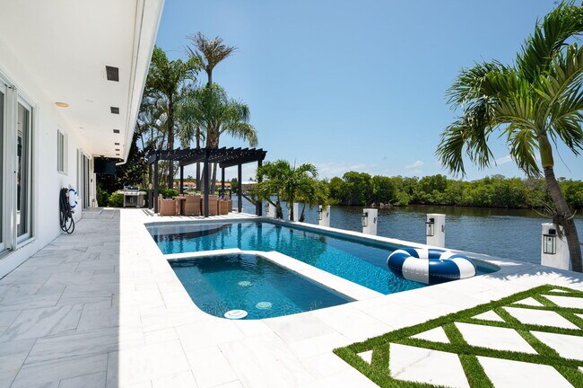 Building Photo - 5 Inlet Cay Dr