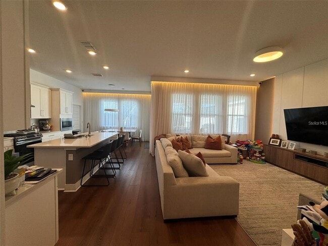 Building Photo - 14931 Lebeau Lp