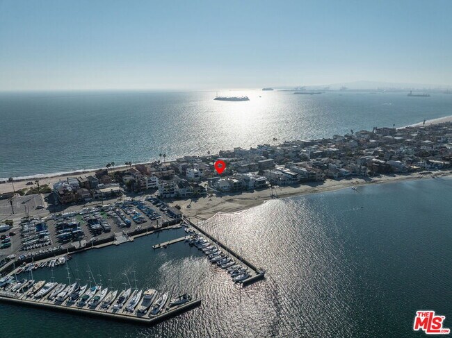 Building Photo - 6821 E Ocean Blvd