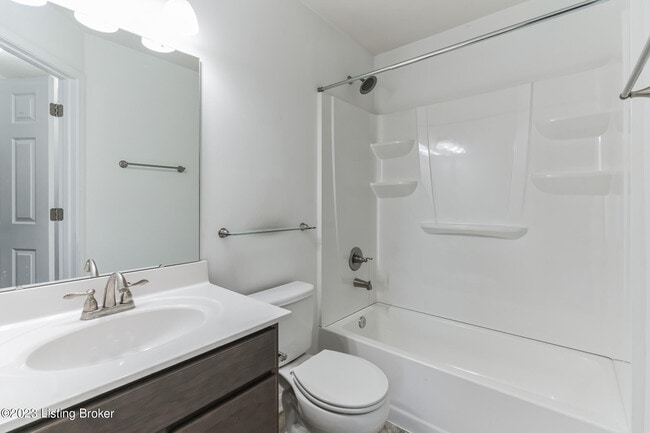 Building Photo - 123 Gadwall Ct