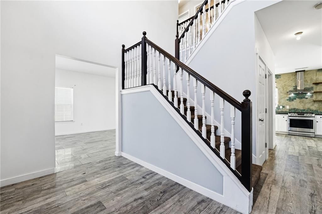 Building Photo - 1582 Ewing Farm Dr