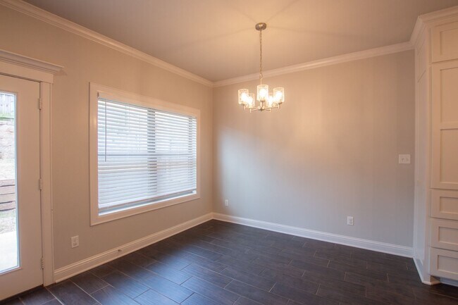 Building Photo - Available Now! Stunning 3 Bedroom 2 Bath Home in Whitehouse!