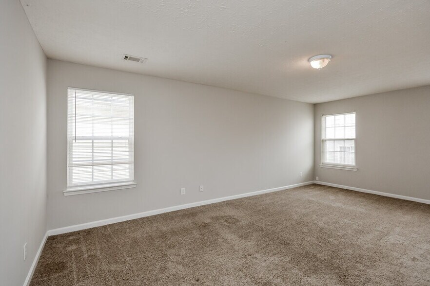 Building Photo - 145 Meadowridge Dr