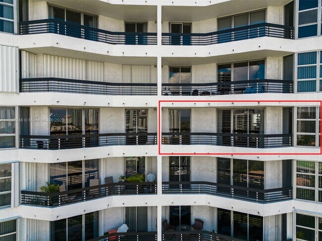 Building Photo - 3400 NE 192 St