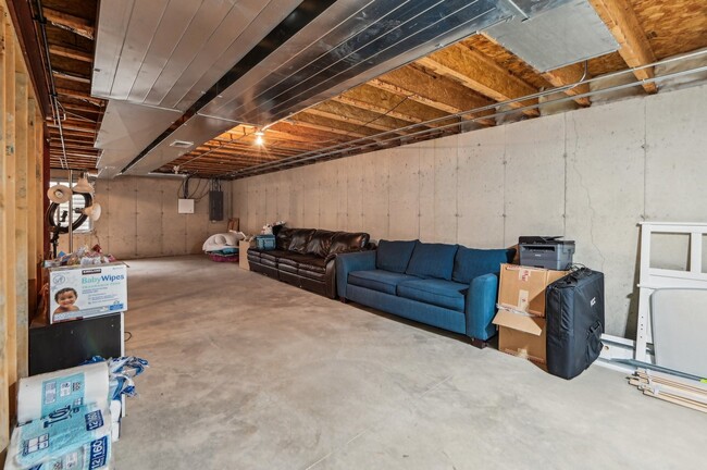 Building Photo - 25125 Rockwell Ln