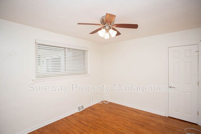 Building Photo - 104 Buckner Ave