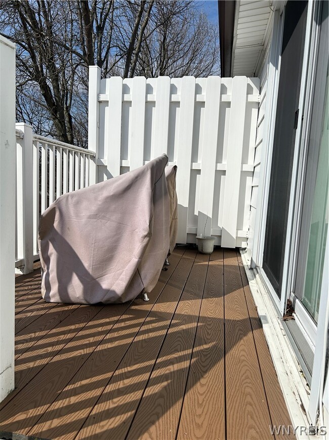 Building Photo - 307 Cayuga Rd