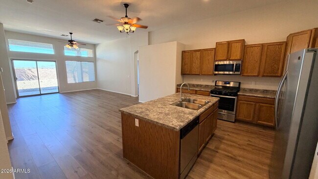 Building Photo - 22156 N Sunset Dr