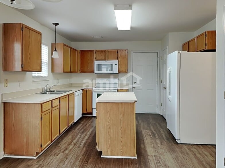 Building Photo - 1009 Enderbury Dr