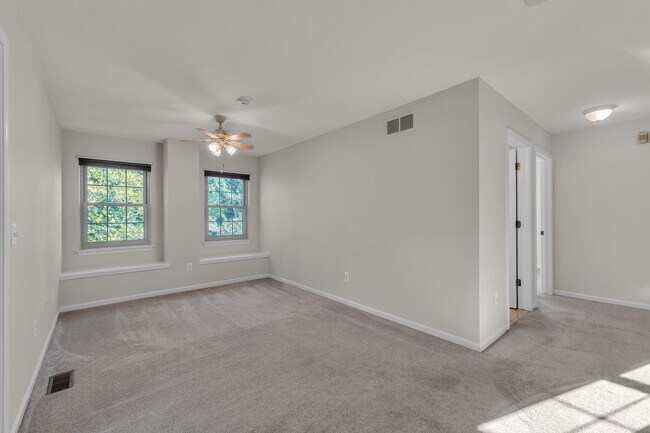 Building Photo - 41312 Maplewood Drive