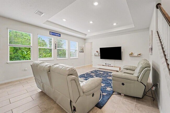 Building Photo - 3221 Living Coral Dr
