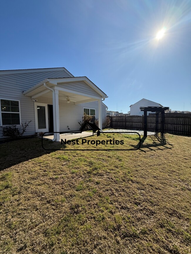 Building Photo - 301 Ollivander Ln