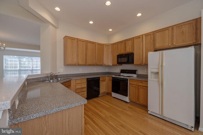 Building Photo - 6144 Cilantro Dr