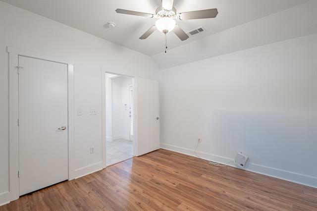 Building Photo - 6051 Ross Ave