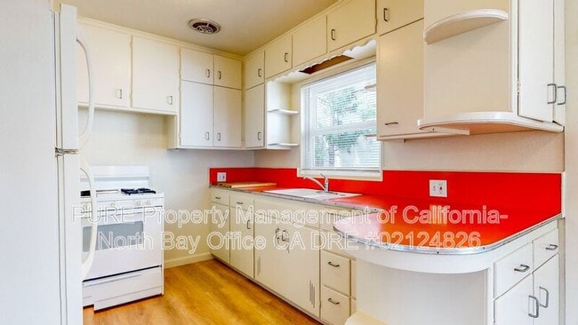 Building Photo - 4942 Sonoma Hwy