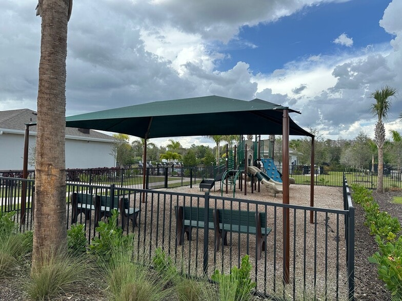 Building Photo - 8417 Everly Preserve Dr