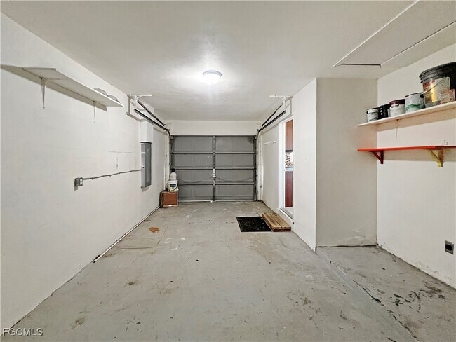 Building Photo - 218 SW 46th Terrace