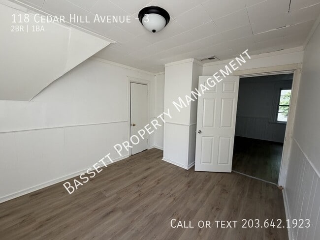 Building Photo - 118 Cedar Hill Ave