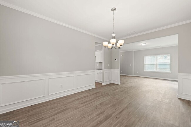 Building Photo - 559 Belmont Ln