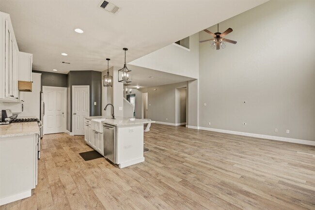 Building Photo - 14127 Austin Hollow Ct