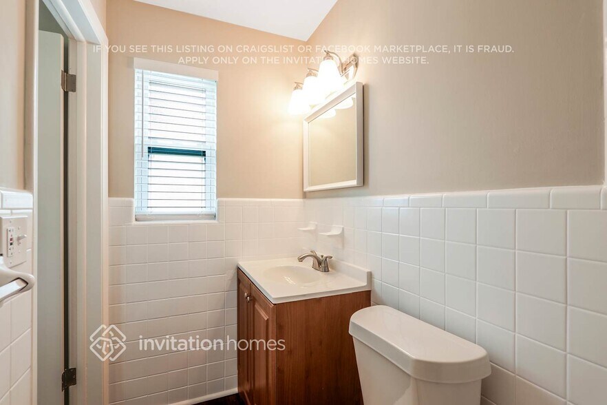 Building Photo - 2388 Nash St