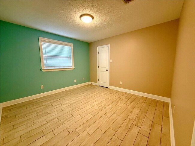 Building Photo - 424 Eden Isles Blvd