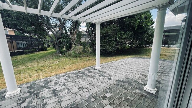 Building Photo - 842 Lancer Cir